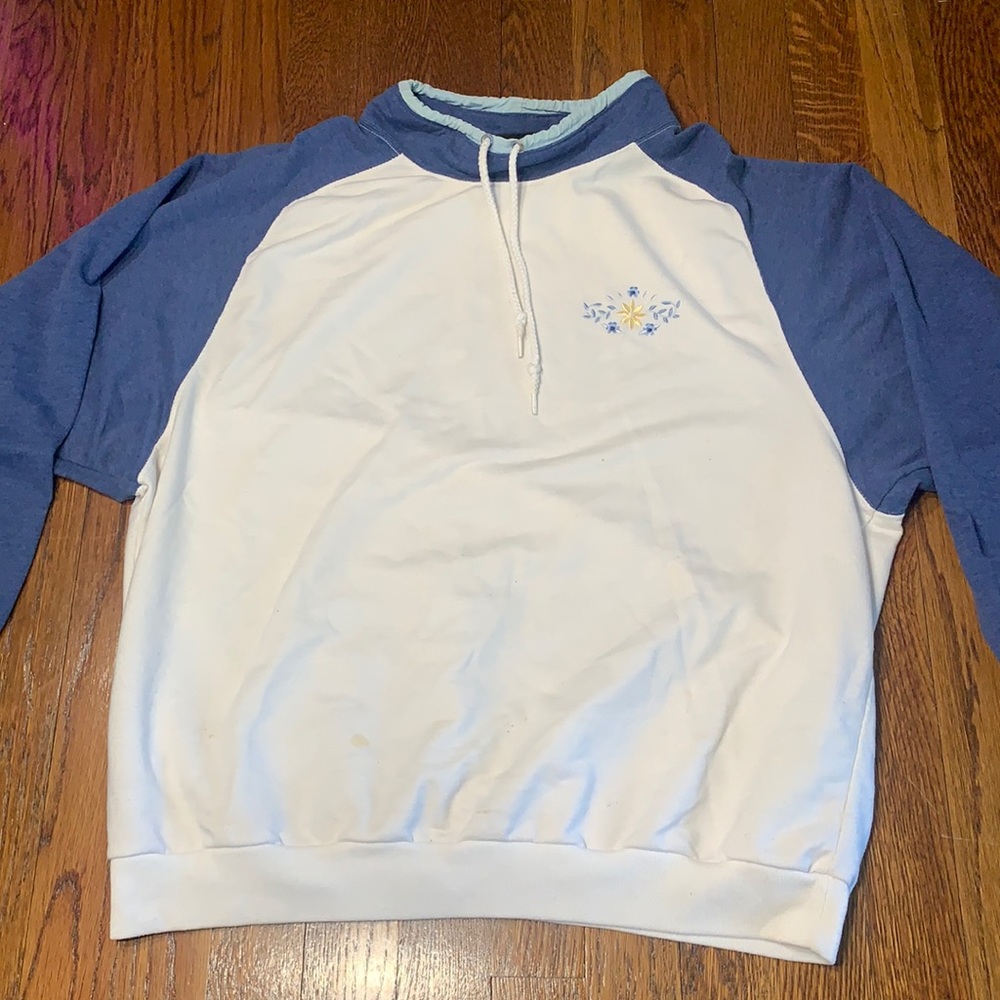 VINTAGE Crew Neck